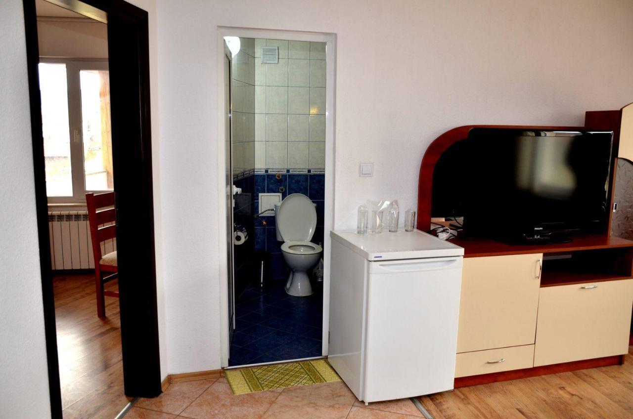 Family Hotel Daisy Borino Exterior foto